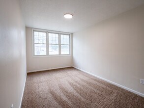3206 Scott Ave in Des Moines, IA - Foto de edificio - Building Photo