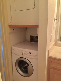 8100 Cambridge St photo'