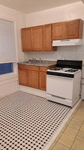 832 N Carey St, Unit 2