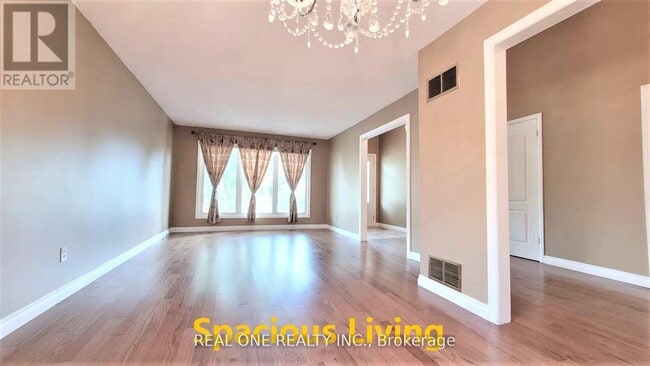 2405 Benedet Dr in Mississauga, ON - Building Photo - Building Photo