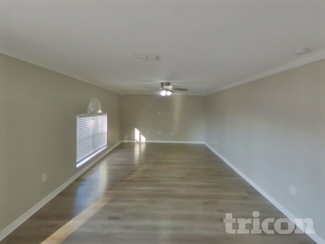 10323 Frog Pond Dr in Riverview, FL - Building Photo - Building Photo