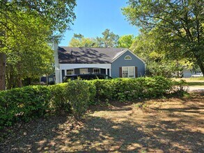 4928 Oleander Dr in Wilmington, NC - Building Photo - Building Photo