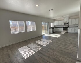 450 Summer Triangle in Reno, NV - Building Photo - Building Photo