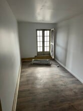 15 N 6th St, Unit C in Stroudsburg, PA - Building Photo - Building Photo