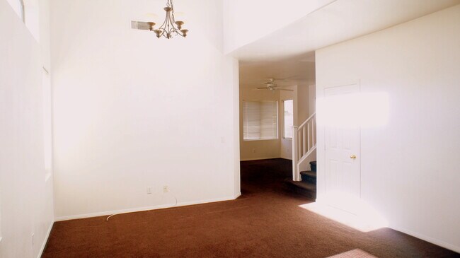 1911 Eskam St in Las Vegas, NV - Building Photo - Building Photo