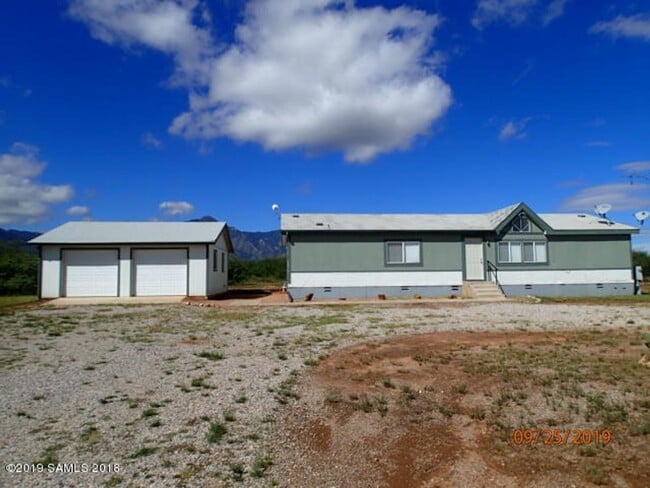 property at 8960 S Keystone Rd