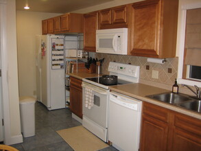 41 E Kerr St in Uniontown, PA - Building Photo - Building Photo
