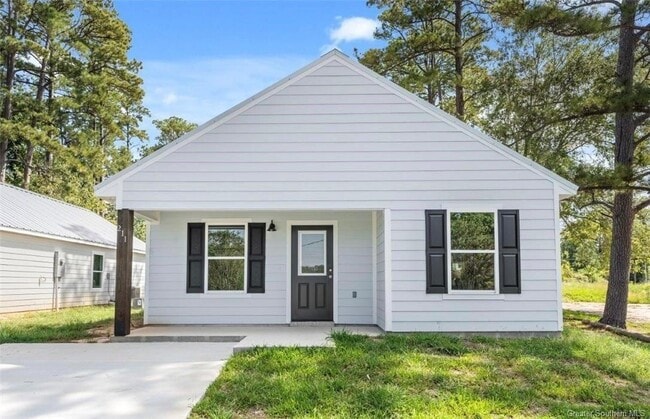 property at 211 N Gladys St
