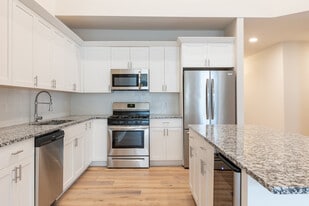 Briggs Park of Troy in Troy, MI - Building Photo