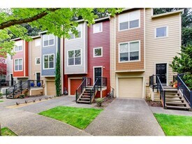 2143 NE Sheffield Ave in Hillsboro, OR - Building Photo