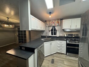 1810 Columbus Ave in Mckinleyville, CA - Building Photo - Building Photo