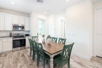 8065 Knee Deep Rd in Kissimmee, FL - Building Photo - Building Photo