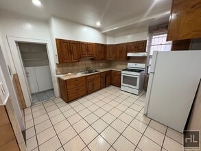 126 Park Hill Ave in Yonkers, NY - Building Photo - Building Photo