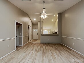 8017 Lansing Dr in New Port Richey, FL - Building Photo - Building Photo