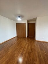 Skyview Apartments in Little Chute, WI - Foto de edificio - Building Photo