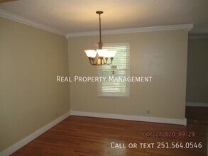 1063 Midmoor Dr in Mobile, AL - Building Photo - Building Photo