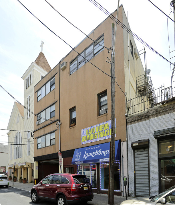 417-419 44th St in Union City, NJ - Foto de edificio