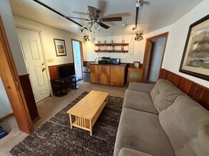 18 S Marion Ave, Unit 1 Bedroom Apartment in Ve in Ventnor City, NJ - Building Photo - Building Photo