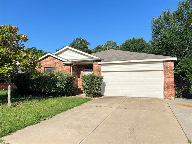 7912 Mirror Rock Ln in Denton, TX - Building Photo