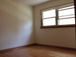 10519 S Artesian Ave in Chicago, IL - Building Photo - Building Photo