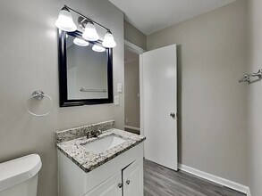 2932 Heather Dr in East Point, GA - Foto de edificio - Building Photo