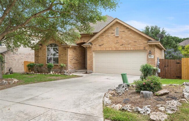3227 Espada in New Braunfels, TX - Building Photo - Building Photo