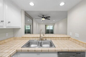 278 N Wilshire Ave in Anaheim, CA - Building Photo - Building Photo