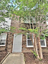 2824 Wimberly Dr SW in Decatur, AL - Building Photo