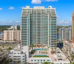 101 S Fort Lauderdale Beach Blvd in Fort Lauderdale, FL - Foto de edificio - Building Photo