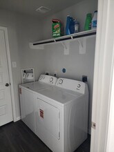 8110 Alpine Bearberry Dr in Houston, TX - Building Photo - Building Photo