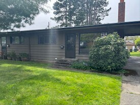 2621-2623 Grove St in Bellingham, WA - Building Photo