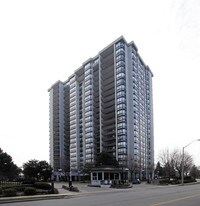 Ennisclare II in Oakville, ON - Building Photo