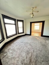 910 N 22nd Ave W in Duluth, MN - Foto de edificio - Building Photo