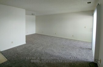 10762 E Exposition Ave in Aurora, CO - Building Photo - Building Photo