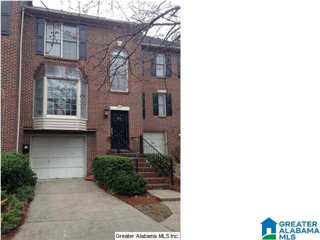 property at 103 Meadow Croft Cir