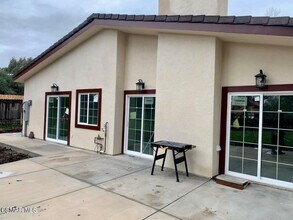 619 Crestview Ave in Camarillo, CA - Building Photo - Building Photo