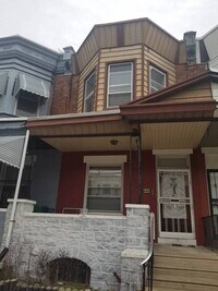 649 S 55th St photo'