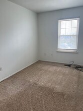 22111 Atlantic Pointe in Farmington Hills, MI - Building Photo - Building Photo
