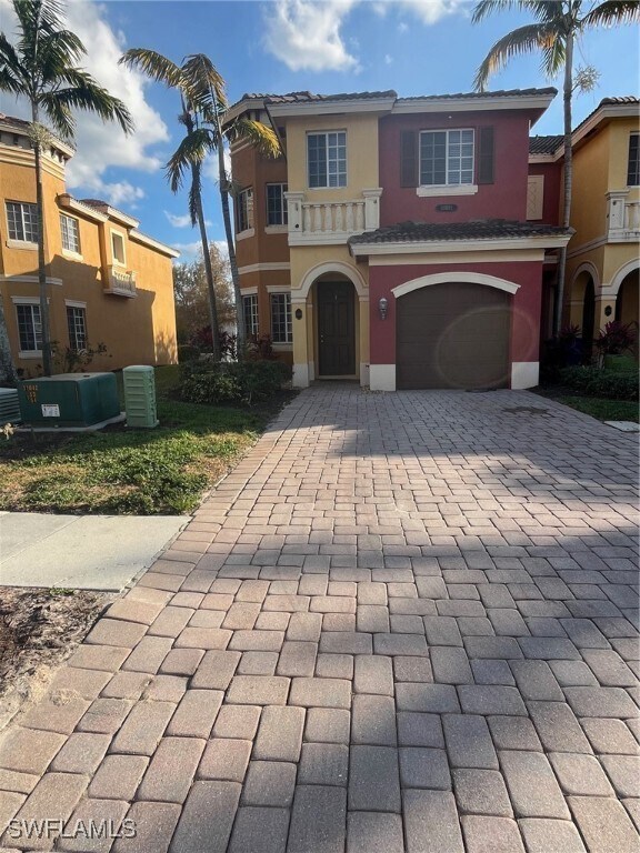 10201 Olivewood Way in Estero, FL - Building Photo - Building Photo