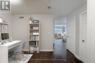 270 Wellington St W in Toronto, ON - Building Photo - Building Photo