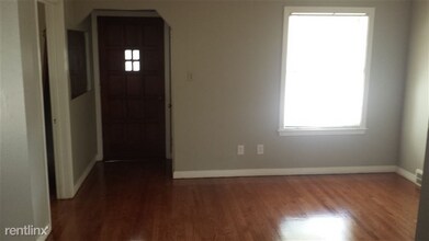 854 Highland Ave in Lincoln Park, MI - Building Photo - Building Photo