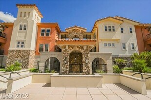 64 Strada Principale in Henderson, NV - Building Photo