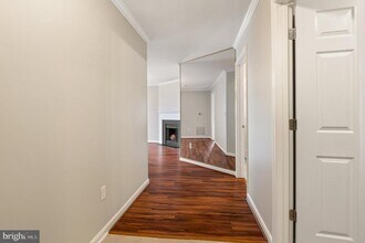 9060 Gracious End Ct in Columbia, MD - Building Photo - Building Photo