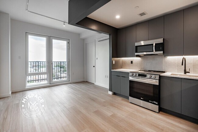 931 Carroll St-Unit -1604 in Brooklyn, NY - Building Photo - Building Photo