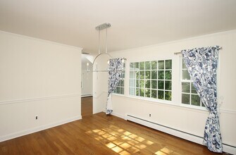 139 Old Kings Hwy in Wilton, CT - Building Photo - Building Photo