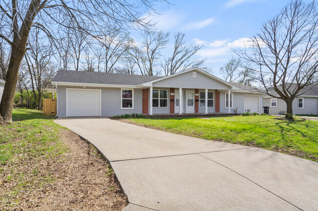 property at 2700 Braemore Rd