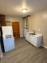 113 Parkway Ave, Unit 2 in East Pittsburgh, PA - Building Photo