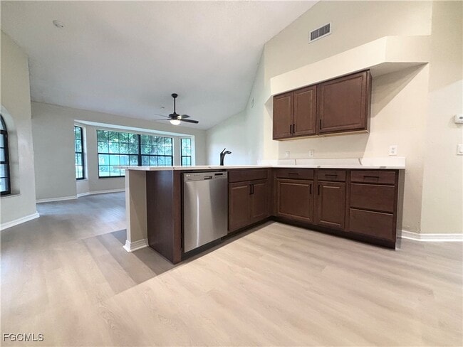 property at 2200 SW 40th St