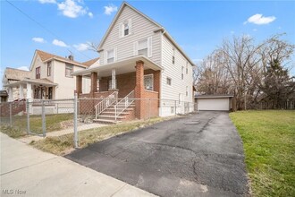 1433 E 112th St in Cleveland, OH - Building Photo - Building Photo