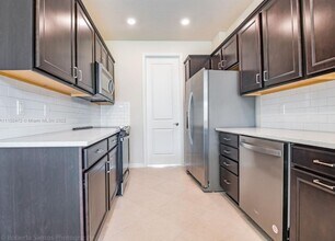 3932 Long Leaf Ln in Hollywood, FL - Building Photo - Building Photo